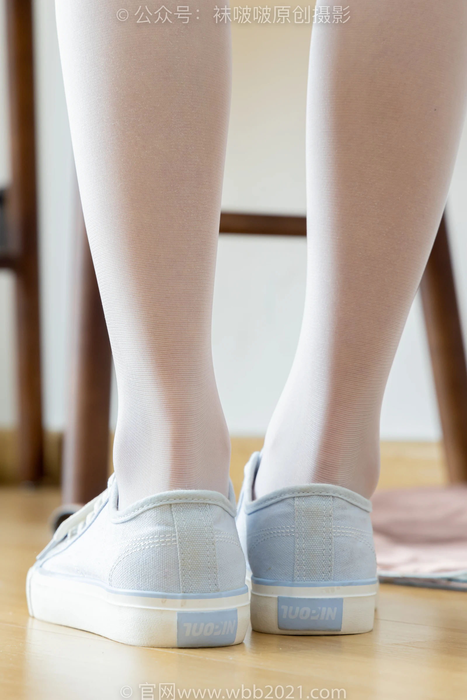 BoBoSocks袜啵啵-No.517-焦糖-帆布鞋,薄白丝-[147P1V-5.30GB]-7.webp